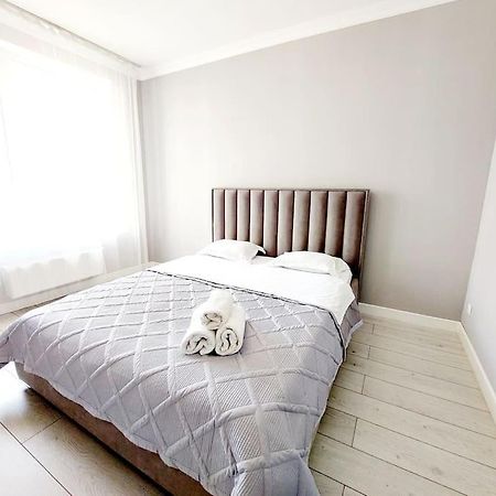 Apartmán Жк Only Sun В 10 Минутах От Аэропорта Astana Exteriér fotografie
